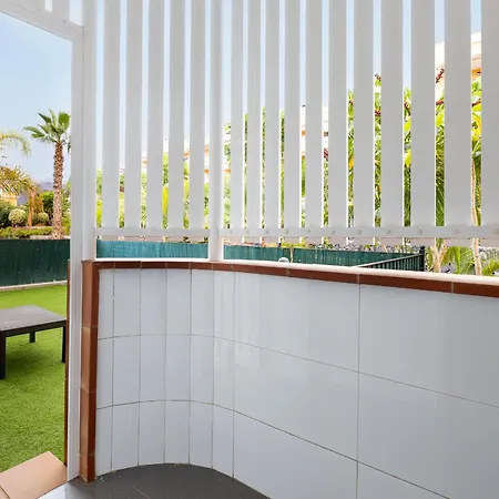 Island Serenity - La Arena Apartment *