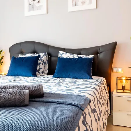 Island Serenity - La Arena Apartment *